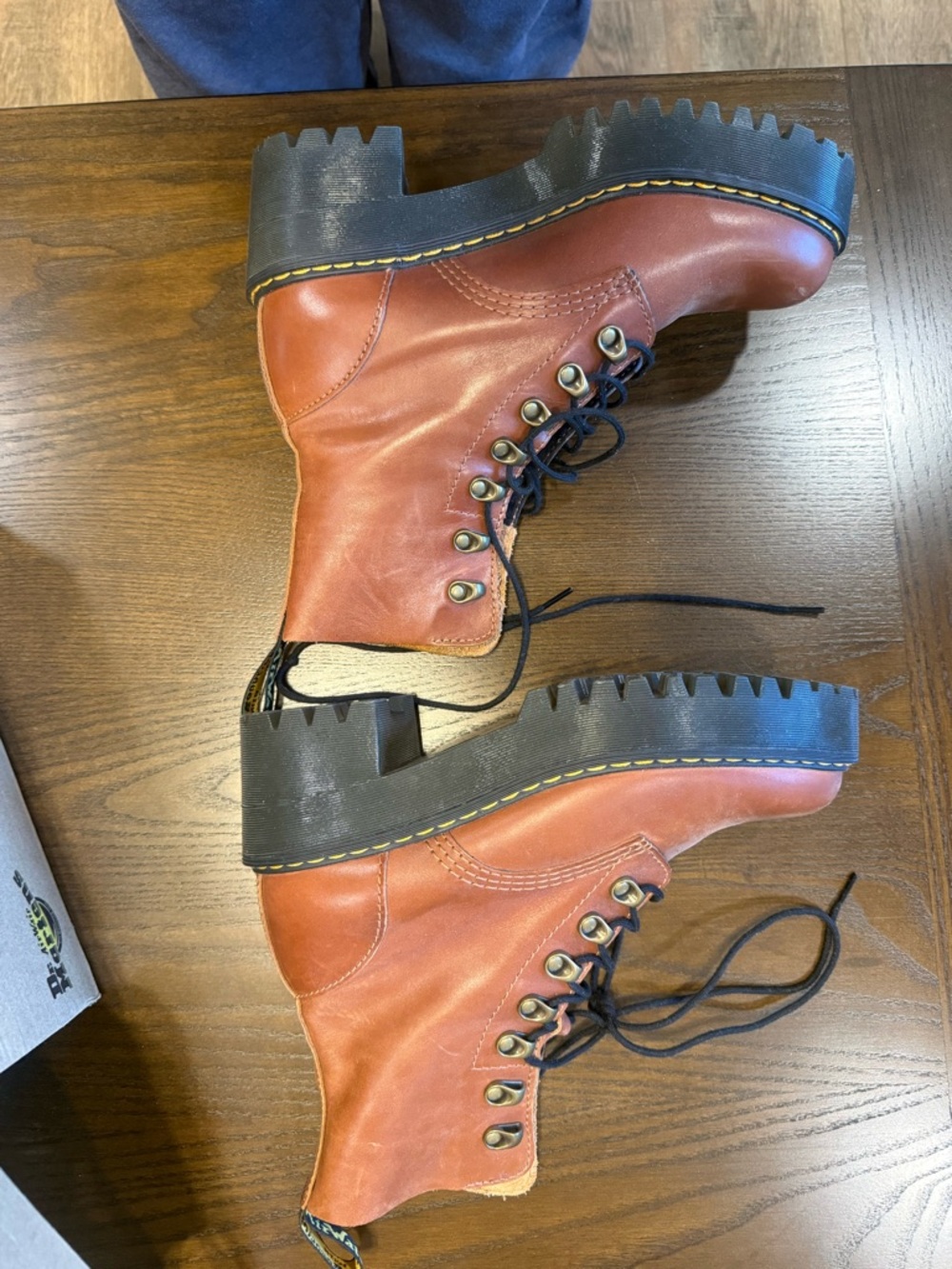 Dr Marten Leona Boot - Picture 5 of 11